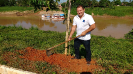 Ibama Acre - Tratos culturais árvores transplantadas nas margens do Rio Acre - Rio Branco - AC